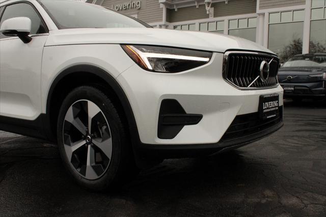 new 2025 Volvo XC40 car, priced at $46,035