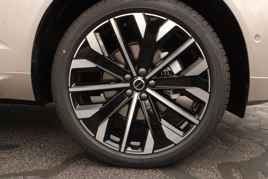 new 2026 Volvo XC60 car, priced at $64,750