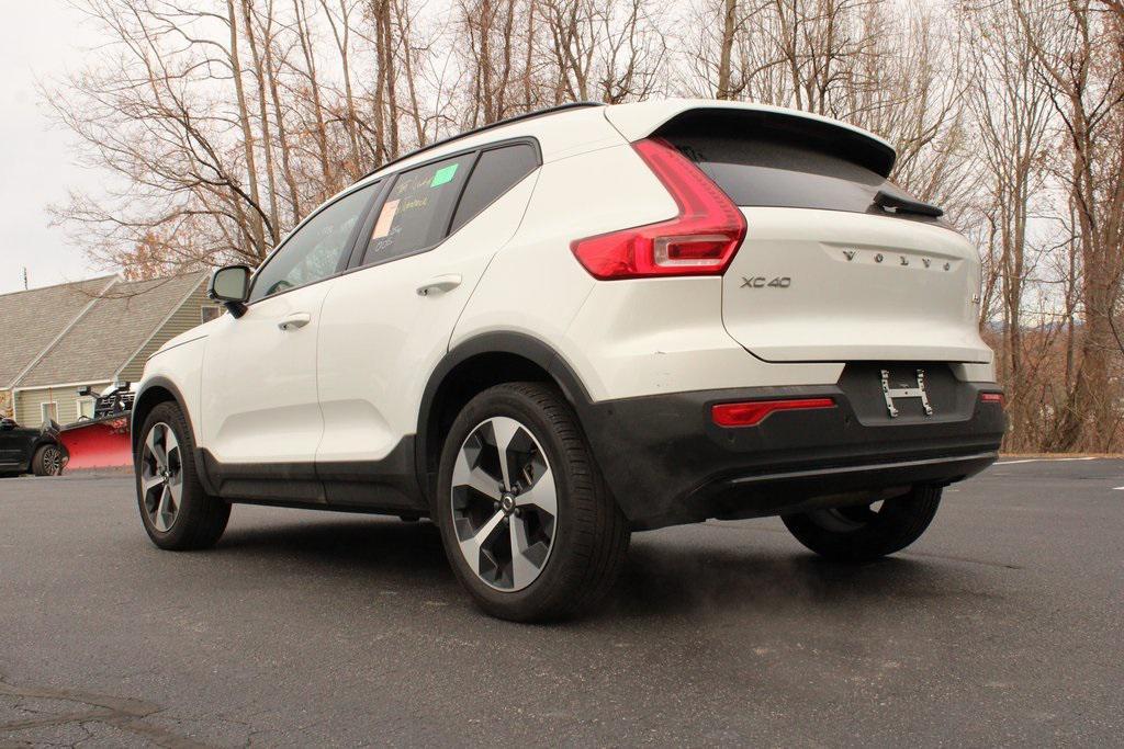 used 2025 Volvo XC40 car, priced at $34,882