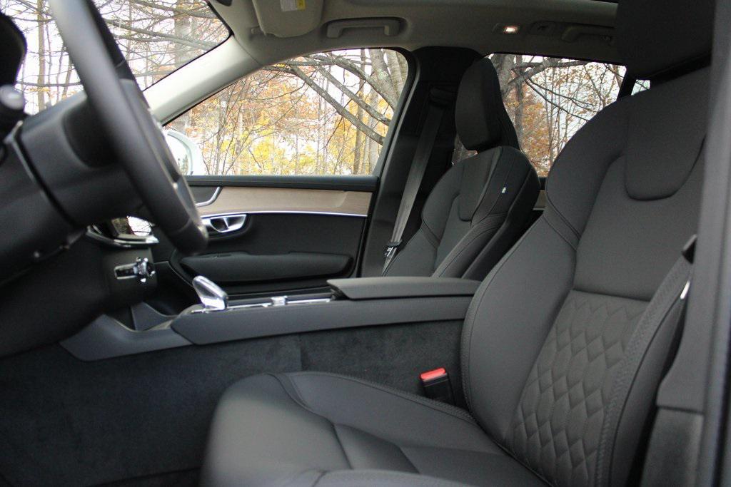 new 2026 Volvo XC90 car, priced at $67,230