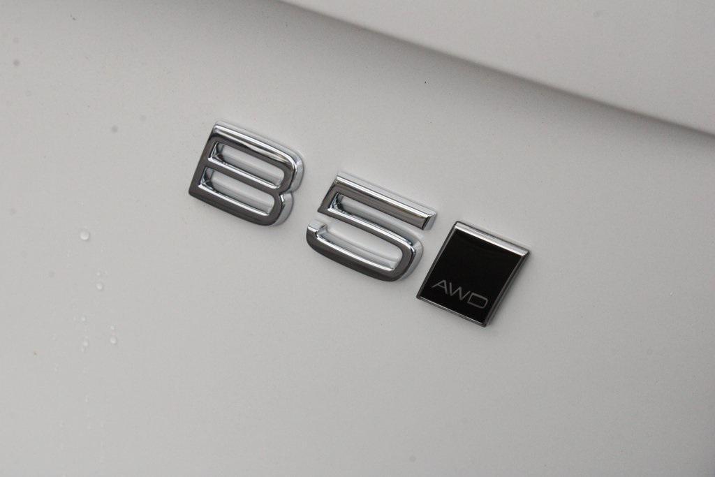 new 2026 Volvo XC90 car, priced at $67,230