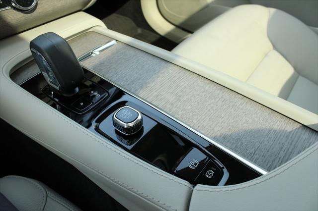 used 2024 Volvo XC90 Recharge Plug-In Hybrid car, priced at $58,995