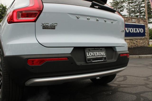 new 2025 Volvo XC40 car, priced at $49,810