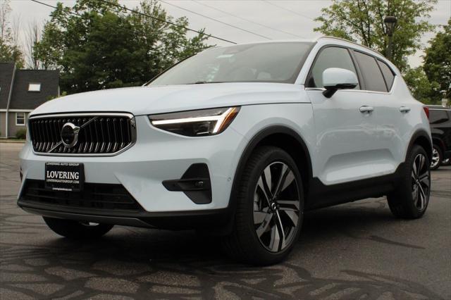 new 2025 Volvo XC40 car, priced at $49,810