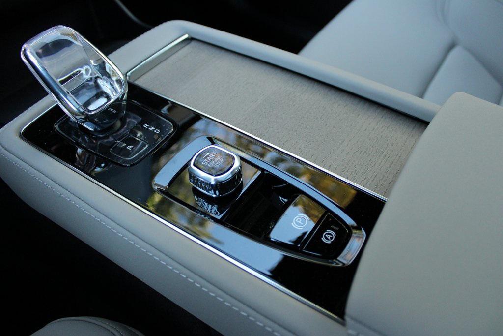 new 2026 Volvo XC90 car, priced at $73,000