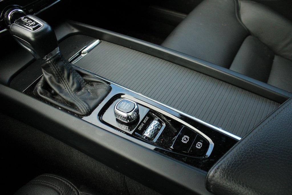 used 2020 Volvo V60 Cross Country car, priced at $30,553