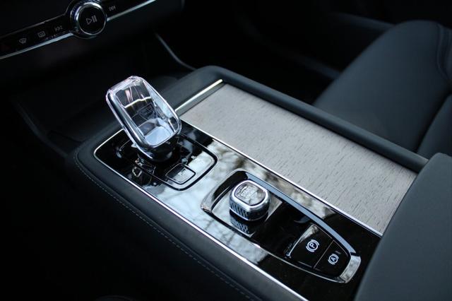 new 2025 Volvo XC90 car, priced at $66,695