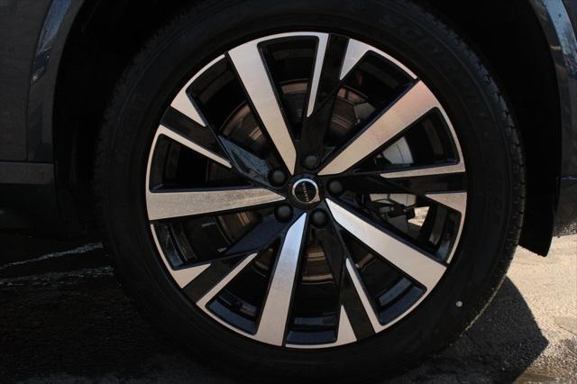 new 2025 Volvo XC90 car, priced at $66,695