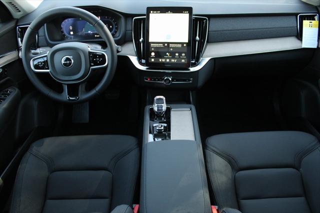 new 2025 Volvo XC90 car, priced at $66,695