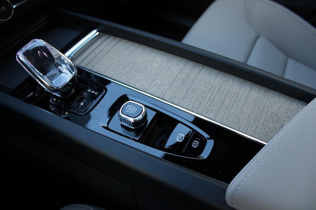 new 2026 Volvo XC60 car, priced at $57,985
