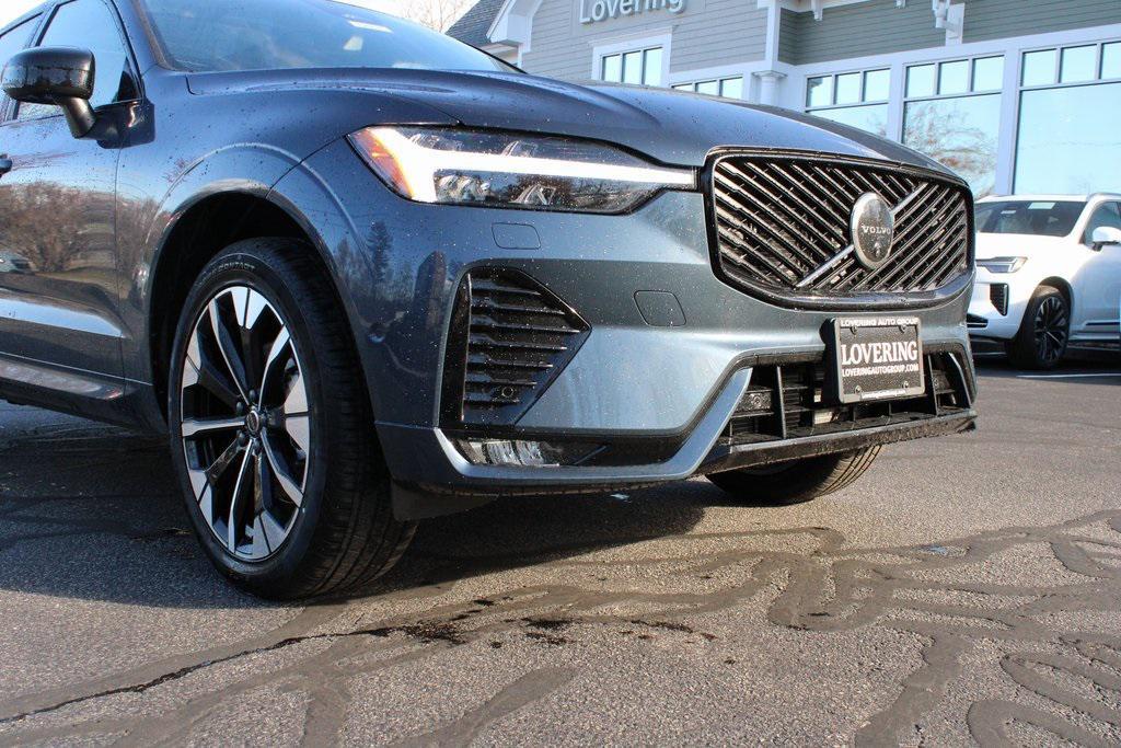 new 2026 Volvo XC60 car, priced at $57,985