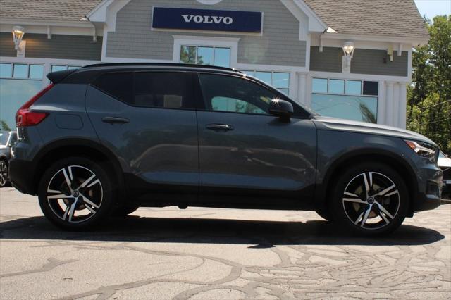 used 2022 Volvo XC40 car, priced at $35,932