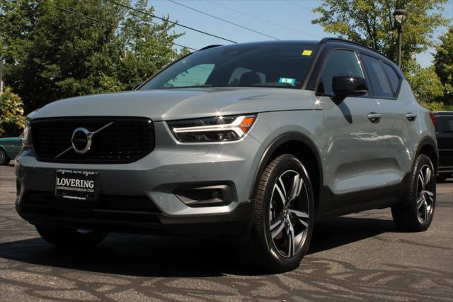 used 2022 Volvo XC40 car, priced at $35,932