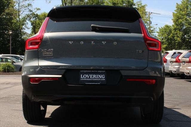 used 2022 Volvo XC40 car, priced at $35,932