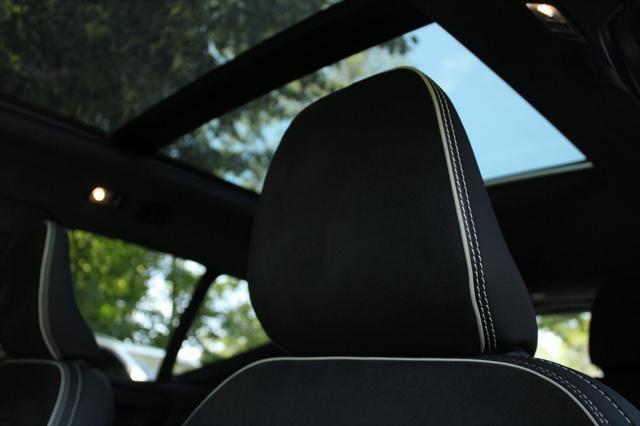 used 2022 Volvo XC40 car, priced at $35,932