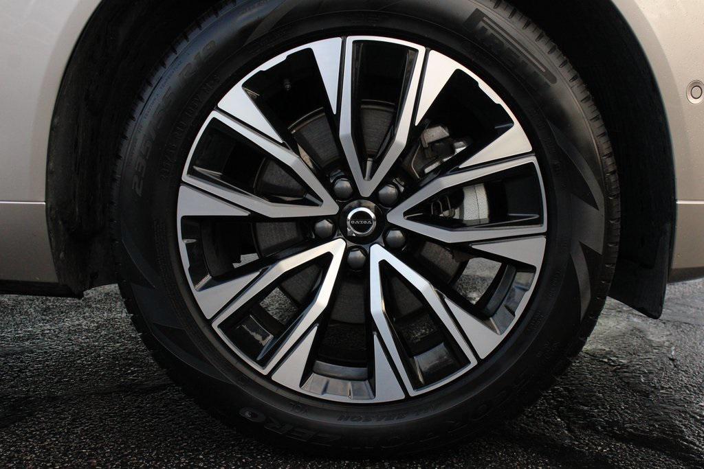 used 2025 Volvo XC60 car, priced at $38,356