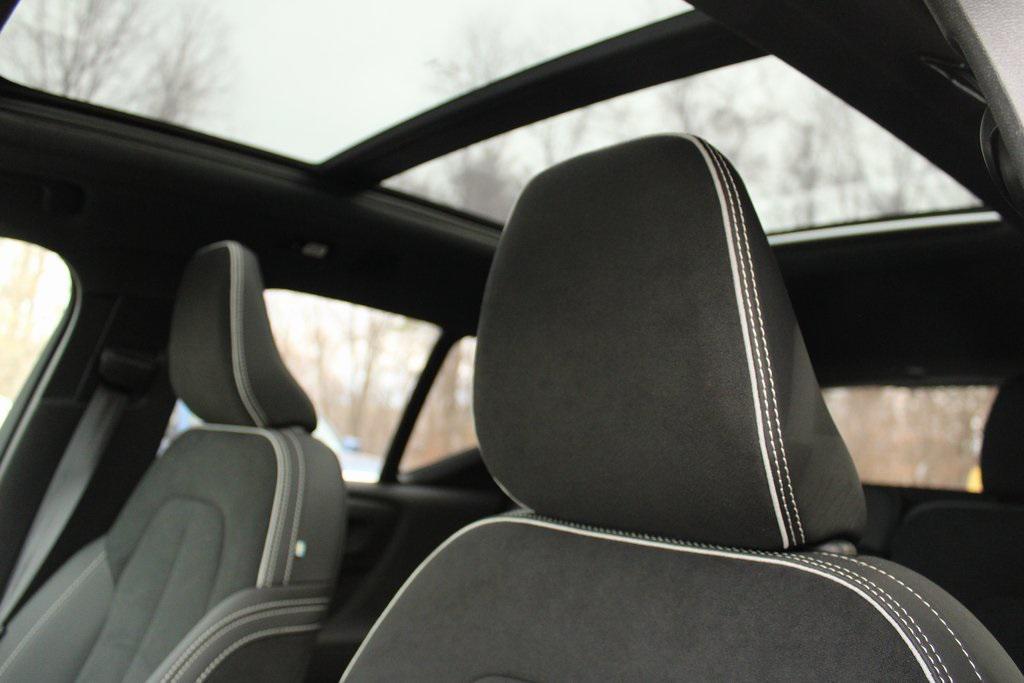 used 2025 Volvo XC40 car, priced at $34,789