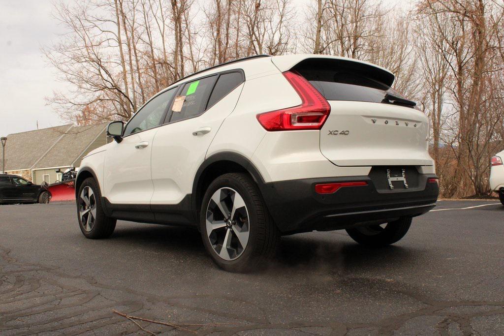 used 2025 Volvo XC40 car, priced at $34,789
