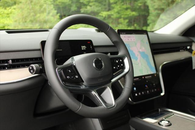 new 2025 Volvo EX90 car, priced at $88,160