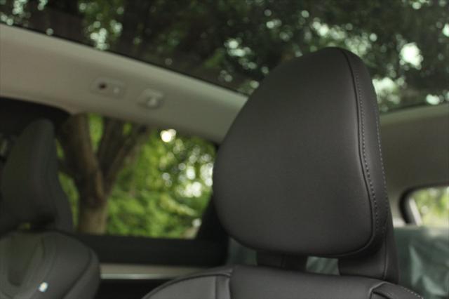 new 2025 Volvo EX90 car, priced at $88,160