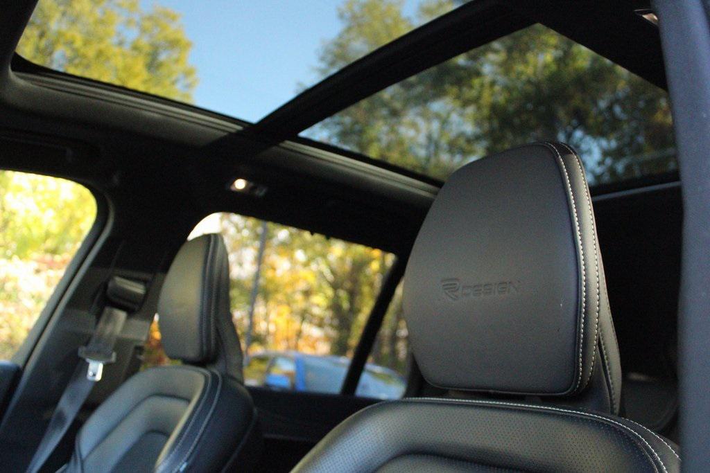 used 2019 Volvo XC90 car, priced at $26,988