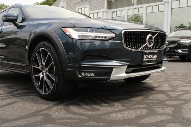 used 2020 Volvo V90 Cross Country car, priced at $33,791