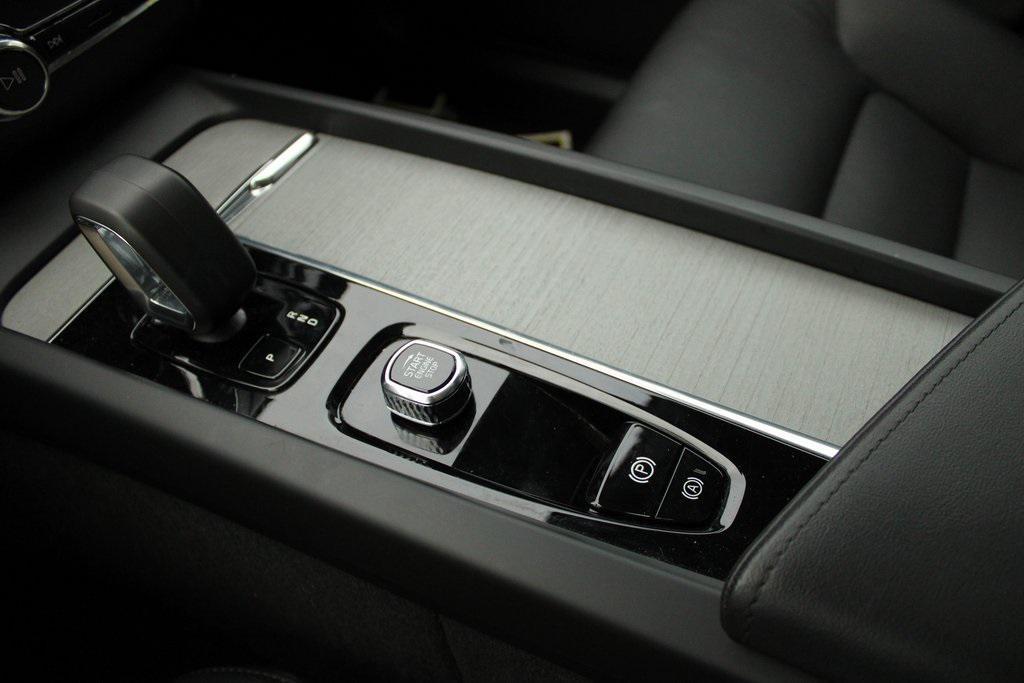 used 2025 Volvo XC60 car, priced at $36,914