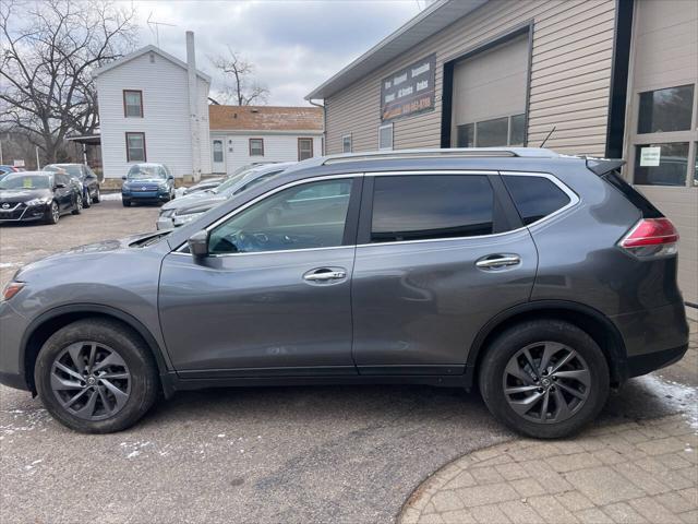 used 2016 Nissan Rogue car, priced at $13,900