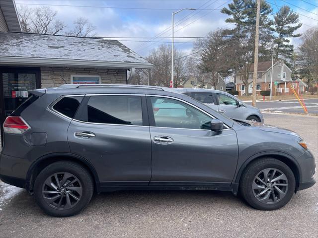 used 2016 Nissan Rogue car, priced at $13,900