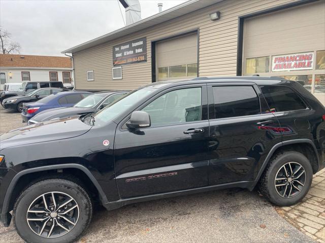 used 2017 Jeep Grand Cherokee car, priced at $19,900