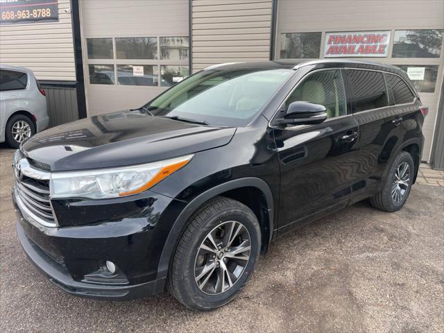 used 2016 Toyota Highlander car, priced at $20,900