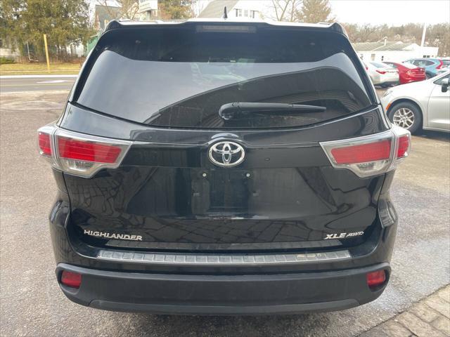 used 2016 Toyota Highlander car, priced at $20,900