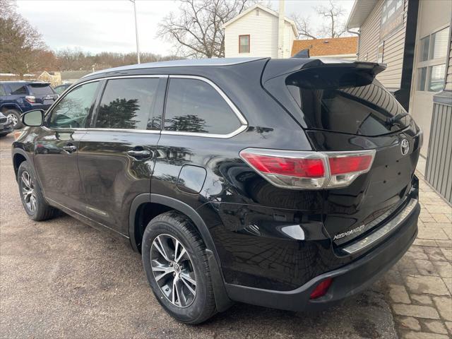 used 2016 Toyota Highlander car, priced at $20,900