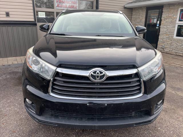 used 2016 Toyota Highlander car, priced at $20,900