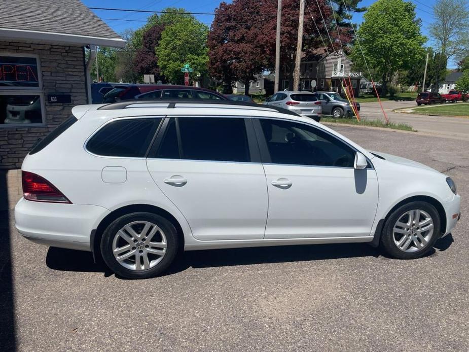 used 2014 Volkswagen Jetta SportWagen car, priced at $11,800