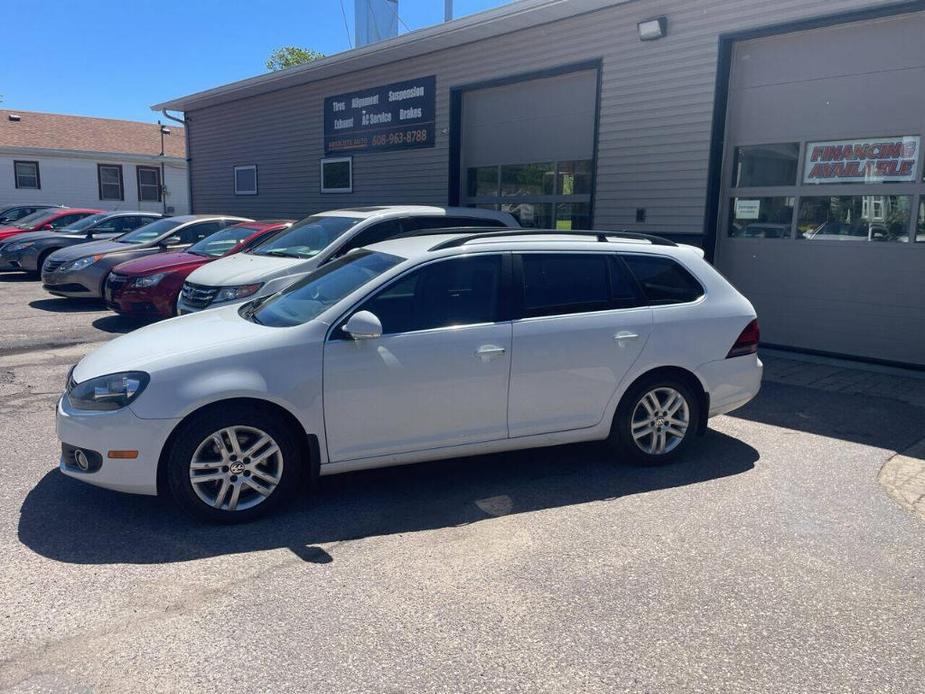 used 2014 Volkswagen Jetta SportWagen car, priced at $10,500