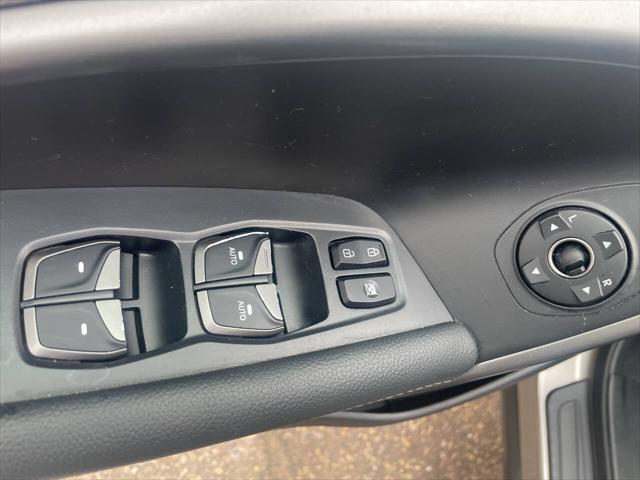 used 2018 Hyundai Santa Fe Sport car, priced at $12,400