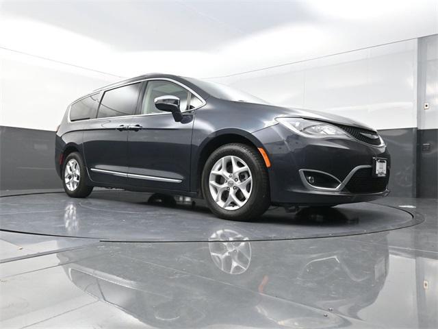 used 2020 Chrysler Pacifica car, priced at $23,000