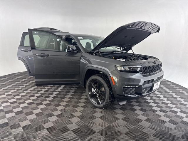 new 2025 Jeep Grand Cherokee L car, priced at $49,000