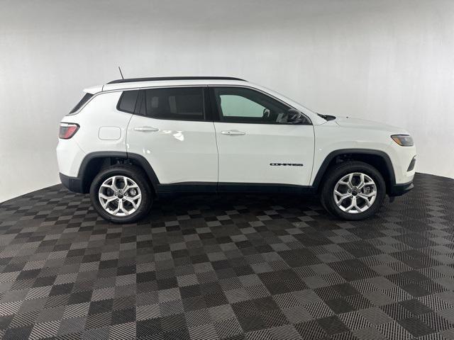 new 2025 Jeep Compass car, priced at $25,500