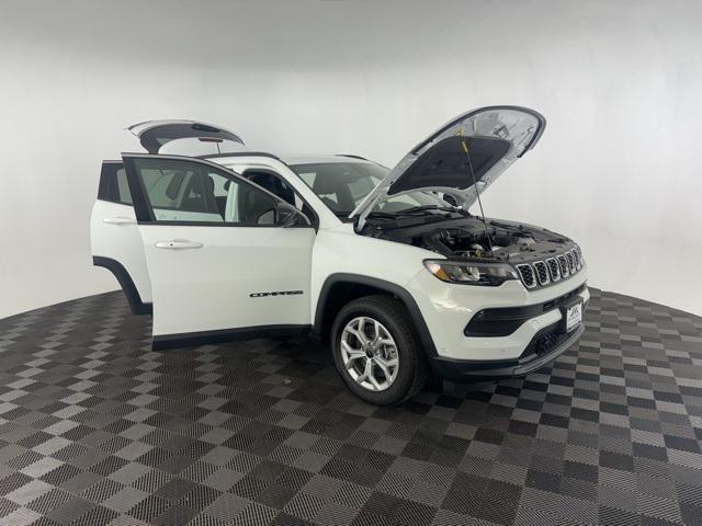 new 2025 Jeep Compass car, priced at $25,500