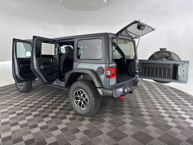 new 2025 Jeep Wrangler car, priced at $49,837