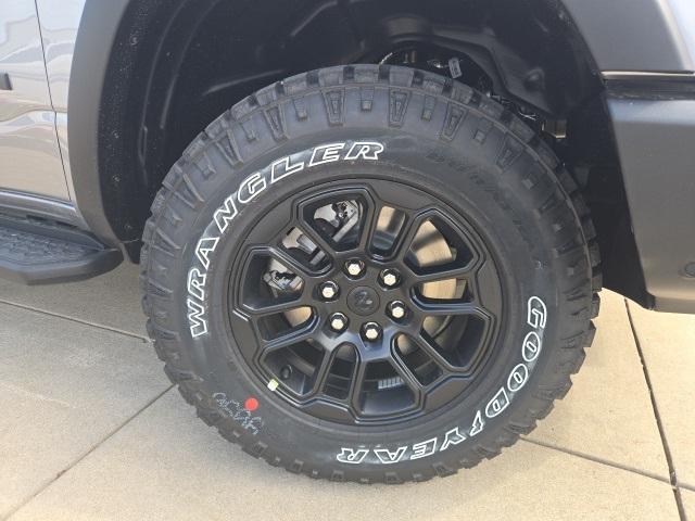 new 2025 Ram 1500 car, priced at $61,066