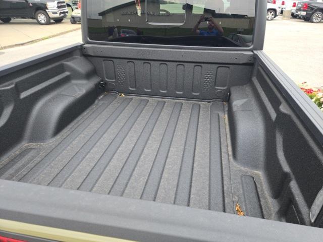 new 2025 Jeep Gladiator car, priced at $46,136