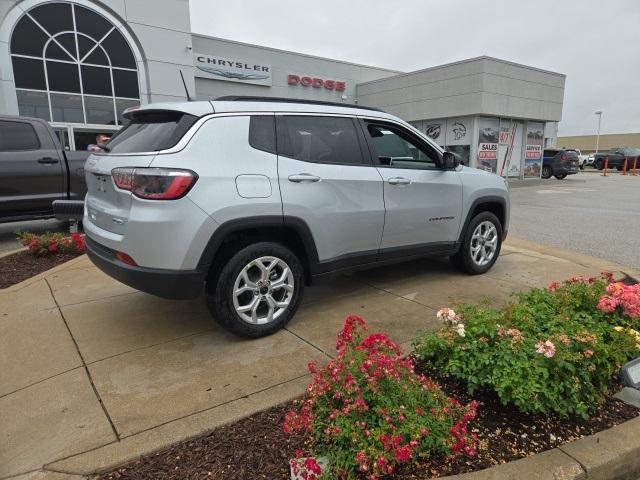 new 2025 Jeep Compass car, priced at $27,923