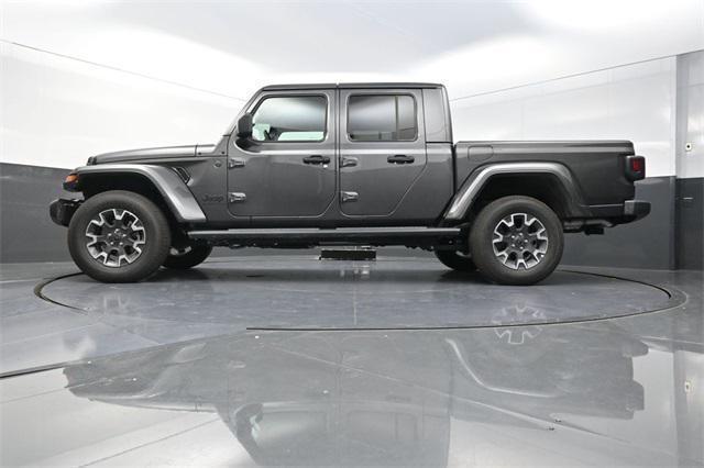 new 2025 Jeep Gladiator car, priced at $47,450