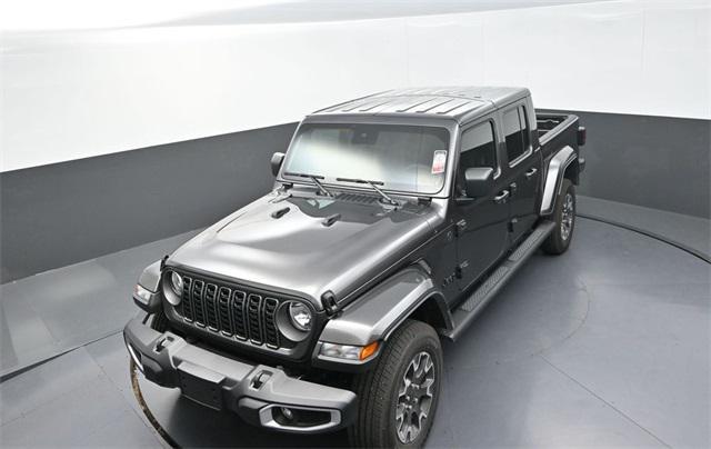 new 2025 Jeep Gladiator car, priced at $47,450