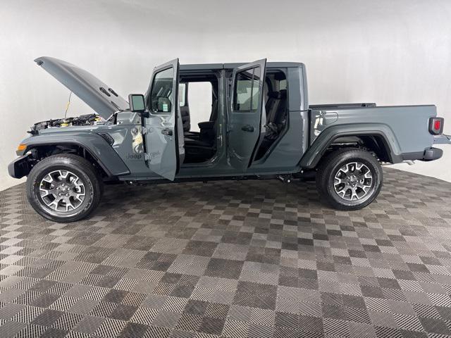 new 2025 Jeep Gladiator car, priced at $47,250