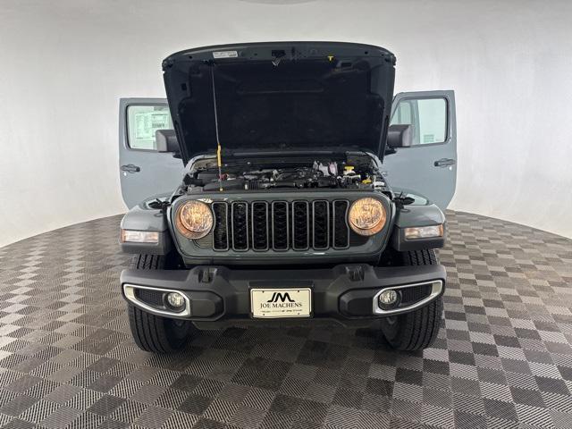 new 2025 Jeep Gladiator car, priced at $47,250