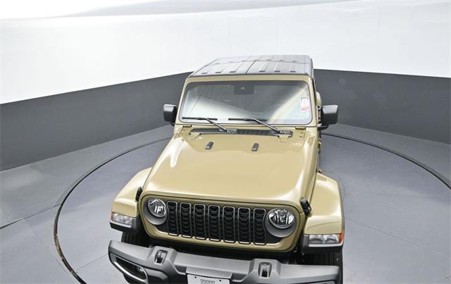 new 2025 Jeep Gladiator car, priced at $44,450